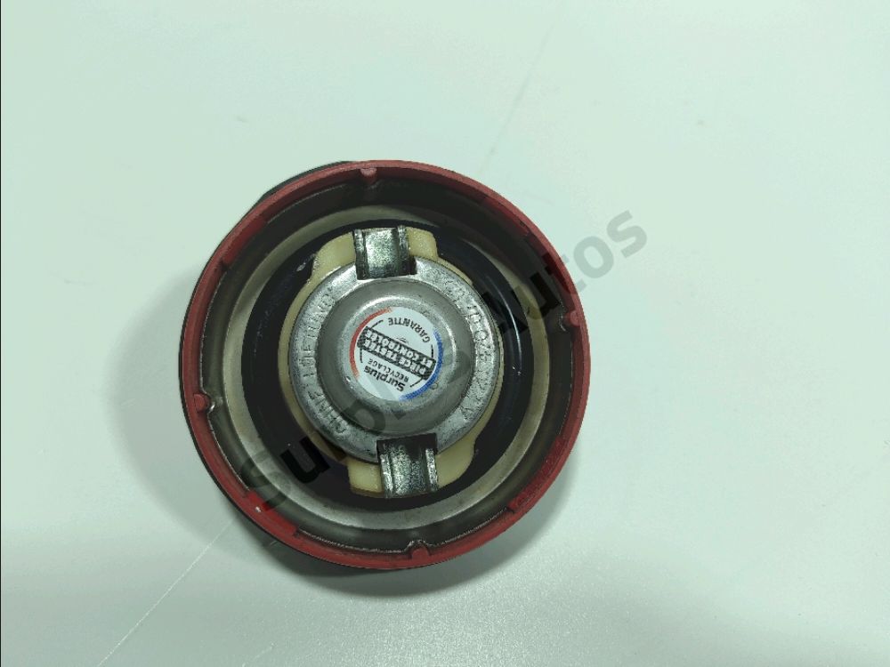 Bouchon de réservoir à carburant
