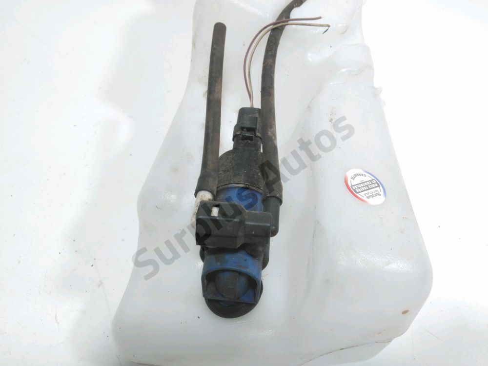 Réservoir de lave glace avant