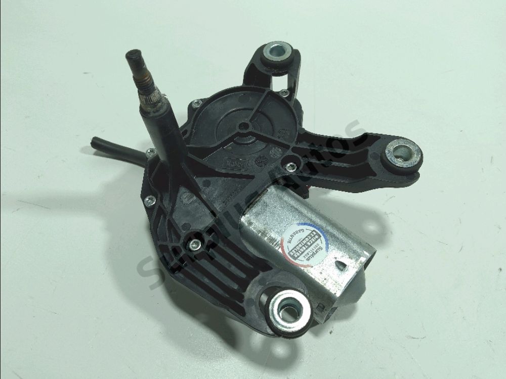 Moteur d'essuie glace arrière
