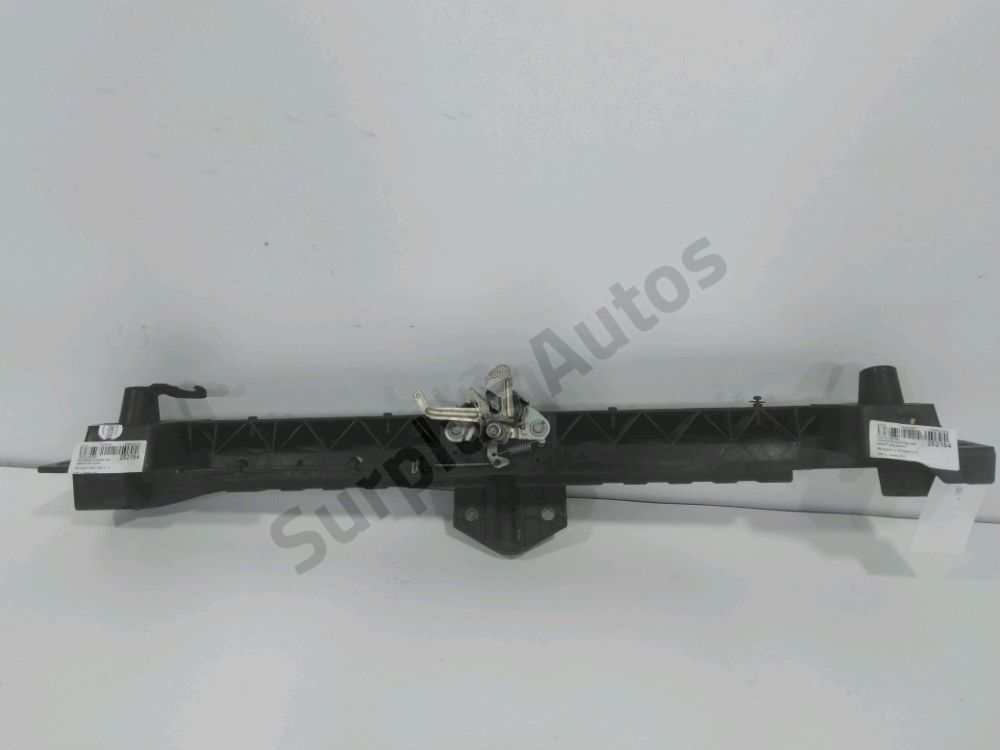 Traverse supérieure armature avant