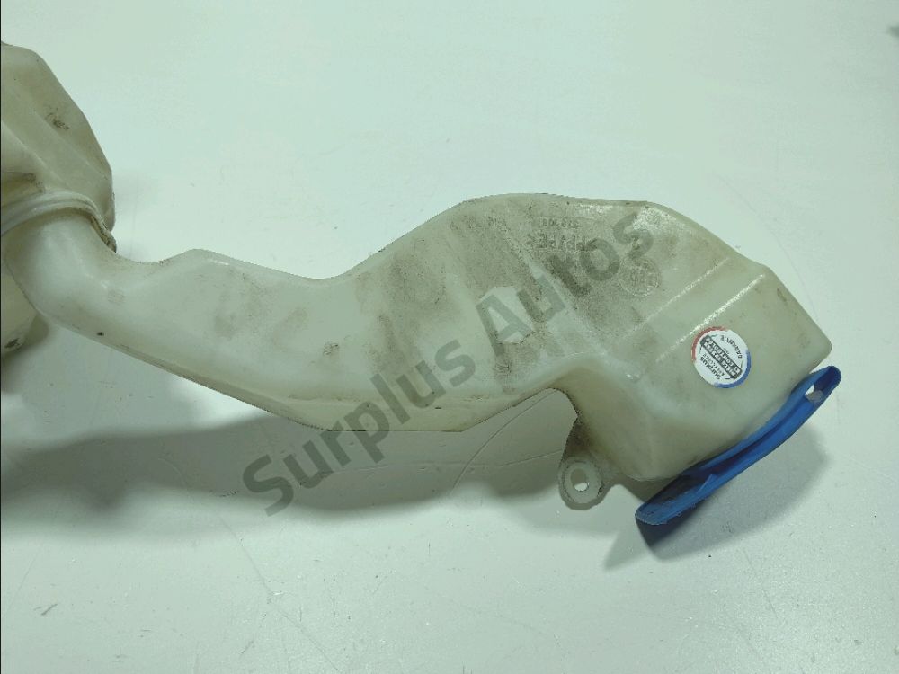 Réservoir de lave glace avant