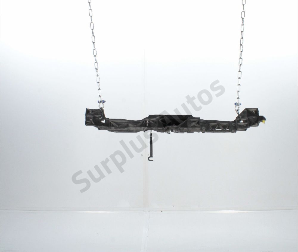 Traverse supérieure armature avant
