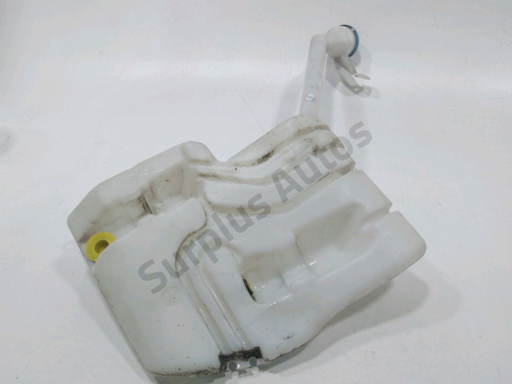 Réservoir de lave glace avant