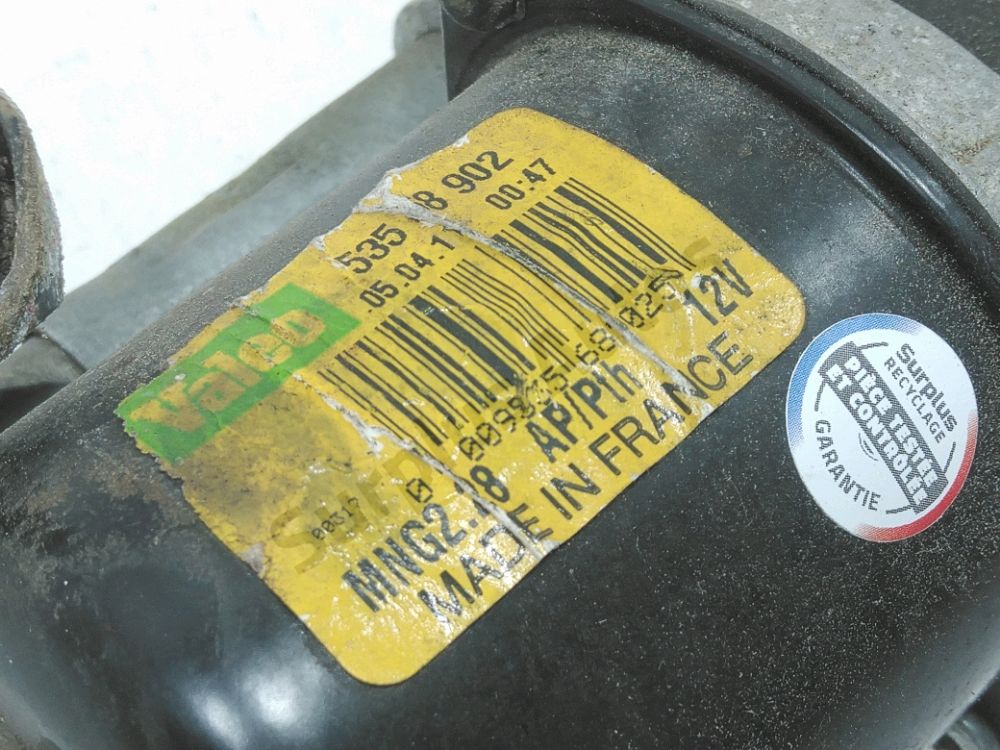 Mécanisme + moteur d'essuie glace avant