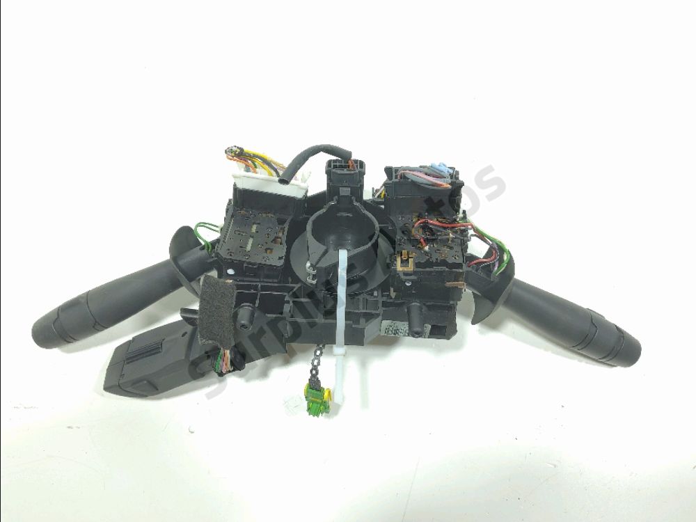 Commande sous-volant