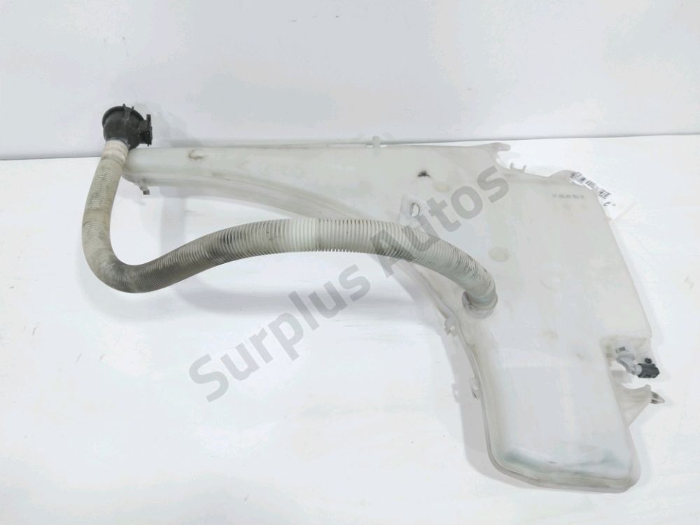 Réservoir de lave glace avant