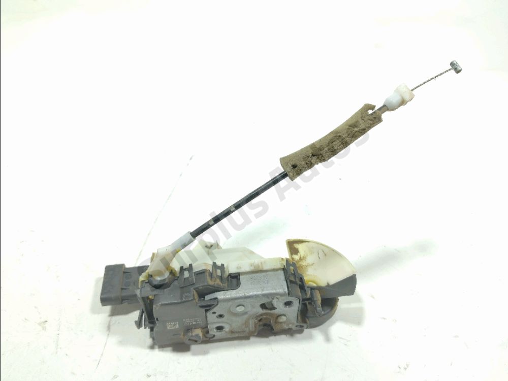 Serrure de porte battante arrière droite