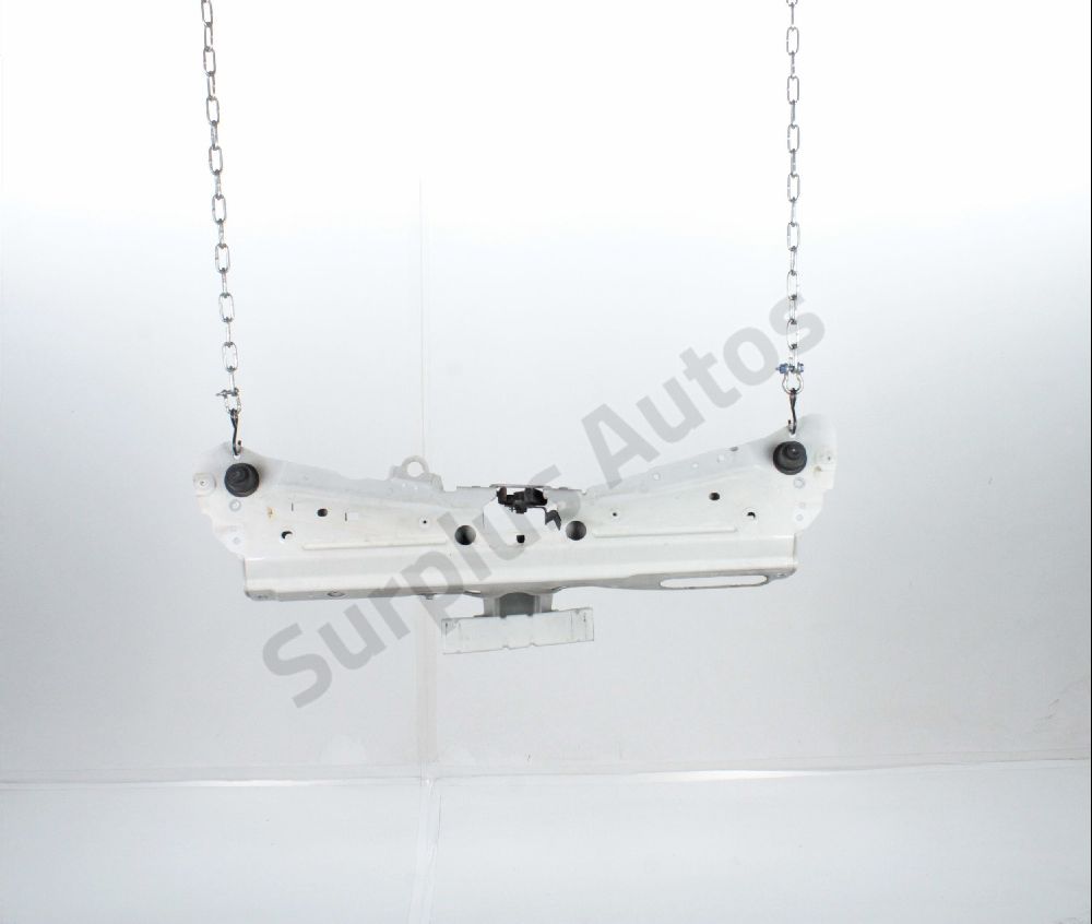 Traverse supérieure armature avant