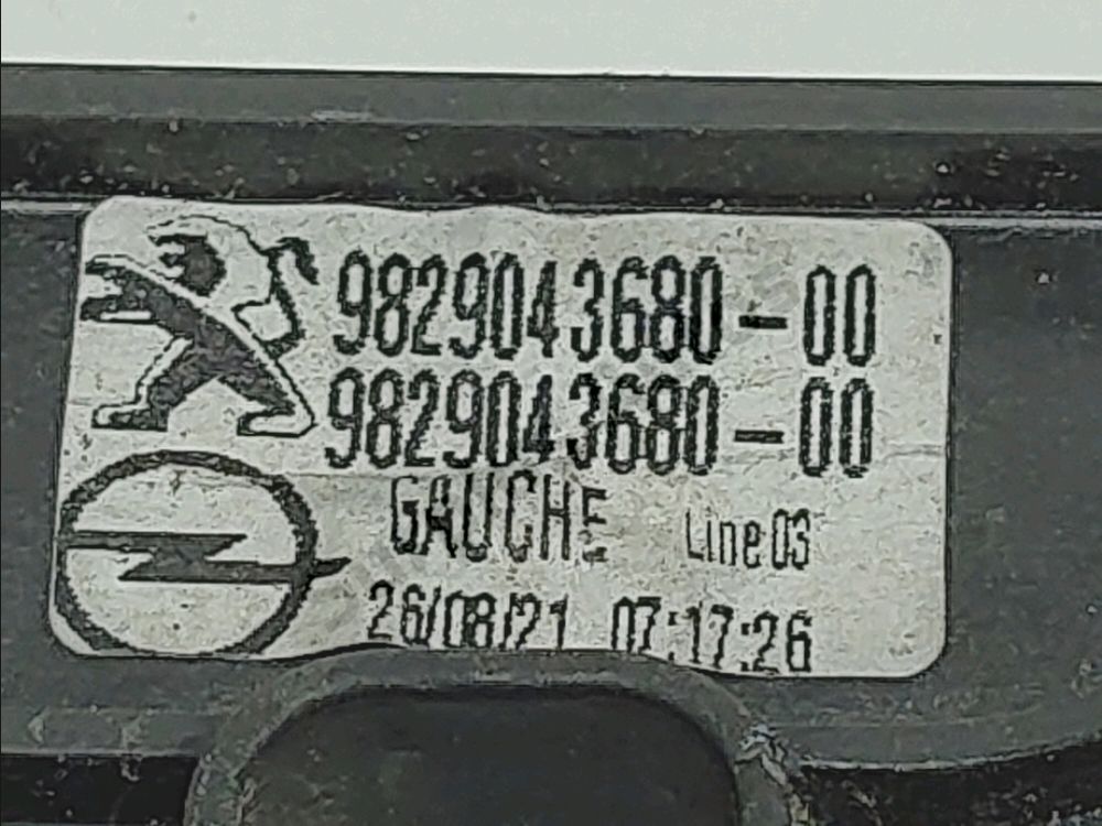 Lève-vitre électrique avant gauche
