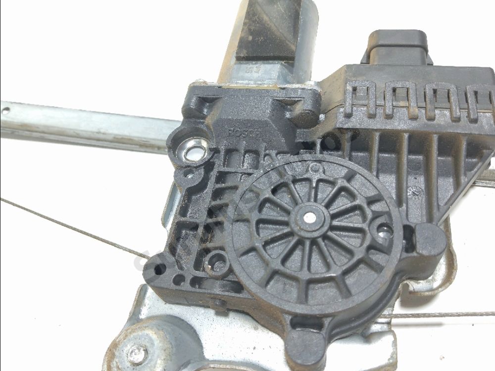 Lève-vitre électrique arrière droit