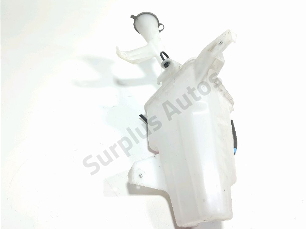 Réservoir de lave glace avant