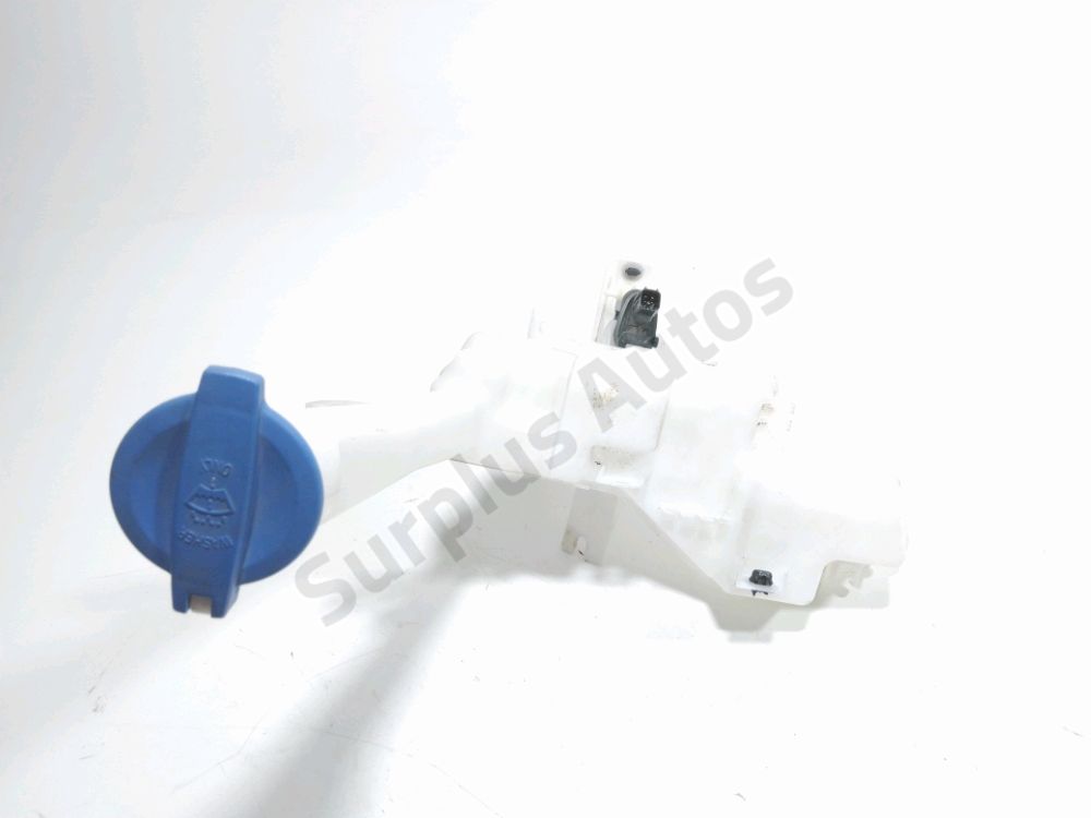 Réservoir de lave glace avant