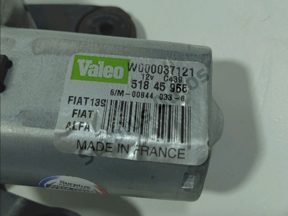 Moteur d'essuie glace arrière