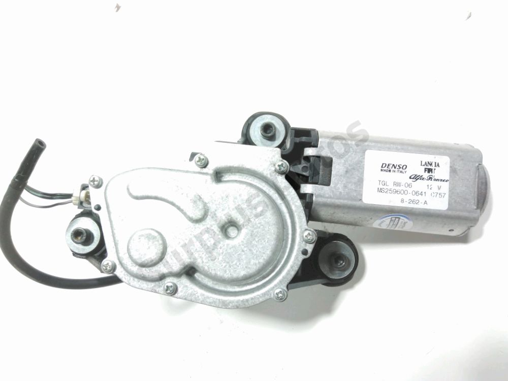 Moteur d'essuie glace arrière
