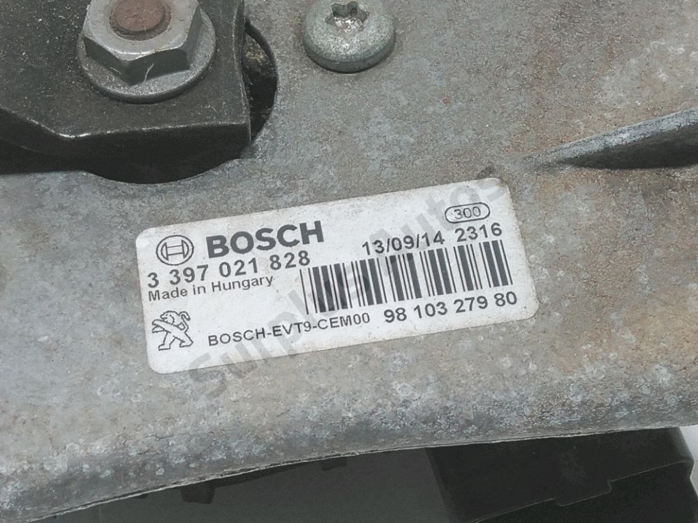 Mécanisme + moteur d'essuie glace avant