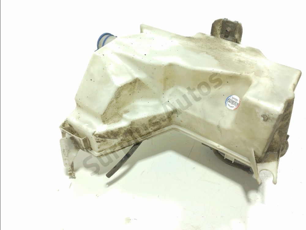 Réservoir de lave glace avant