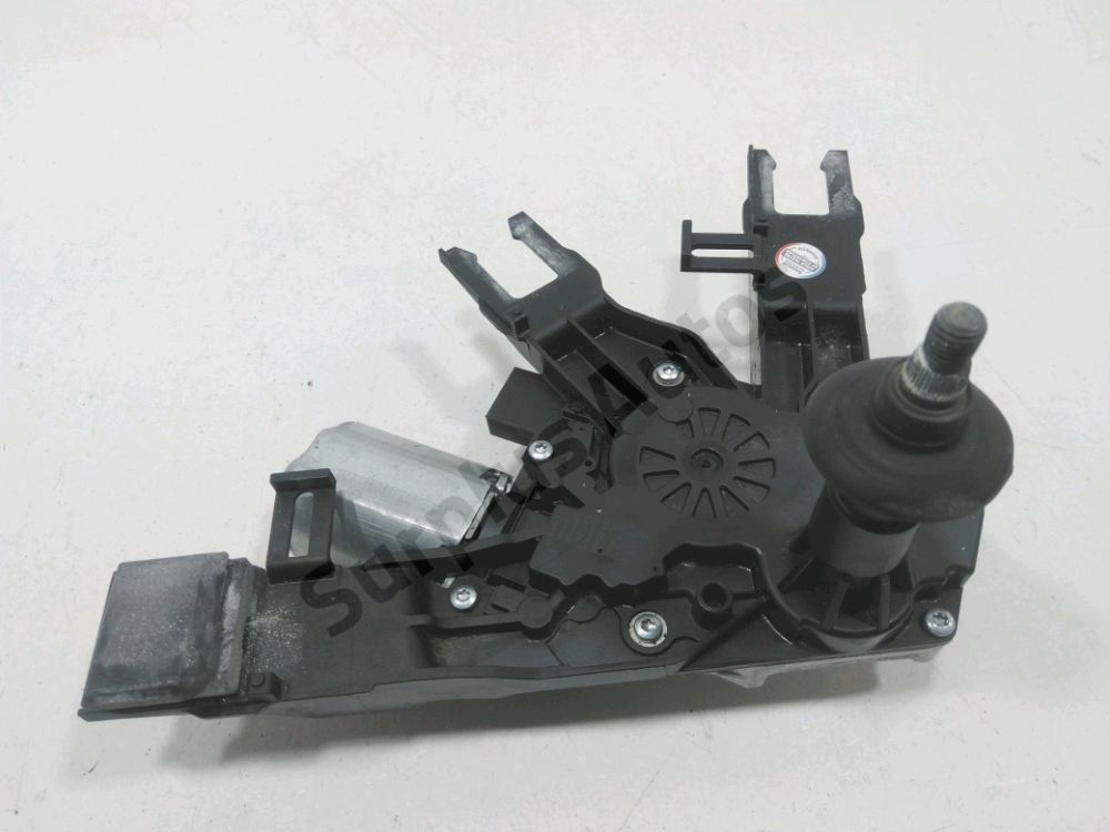 Moteur d'essuie glace arrière