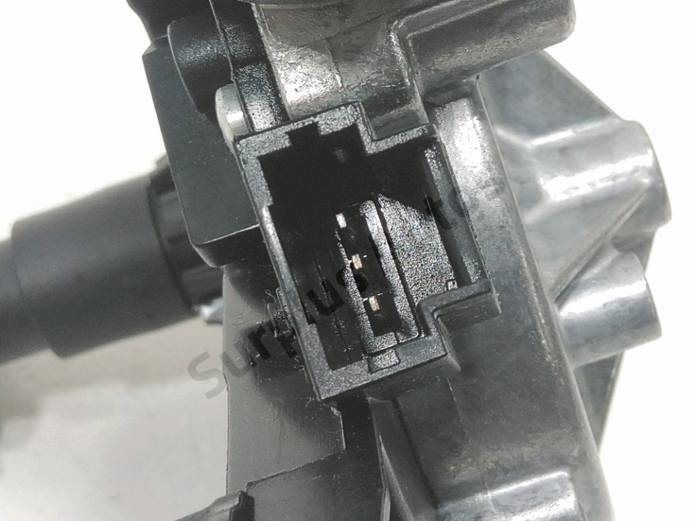 Moteur d'essuie glace arrière