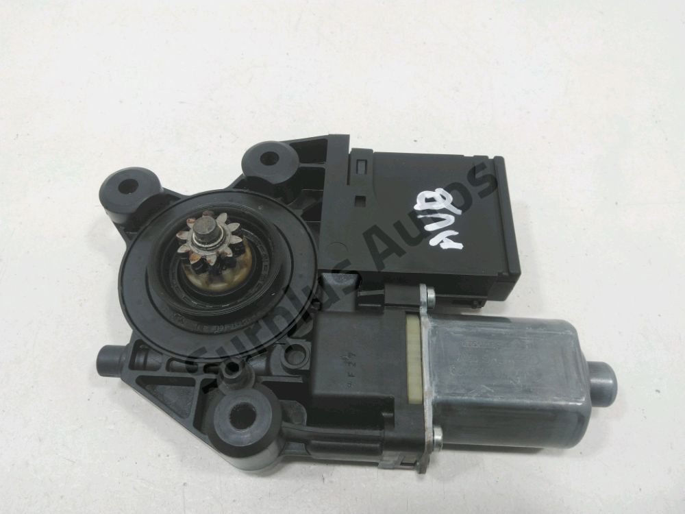 Lève-vitre électrique avant droit