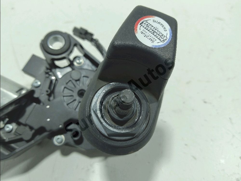 Moteur d'essuie glace arrière