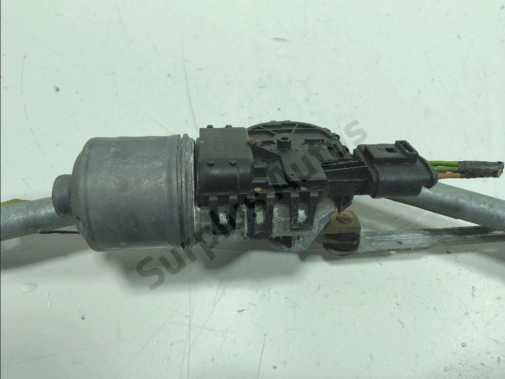 Mécanisme + moteur d'essuie glace avant