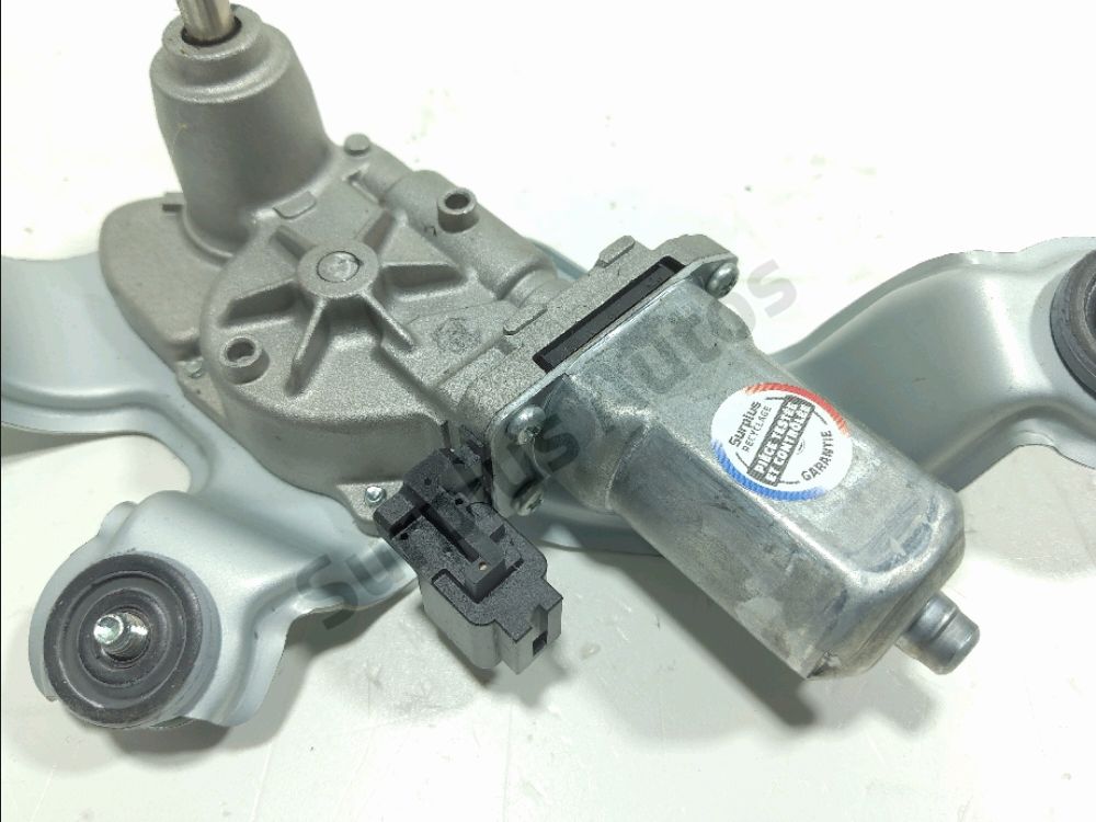 Moteur d'essuie glace arrière