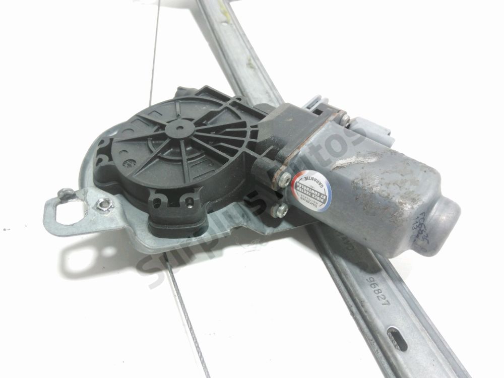 Lève-vitre électrique avant droit