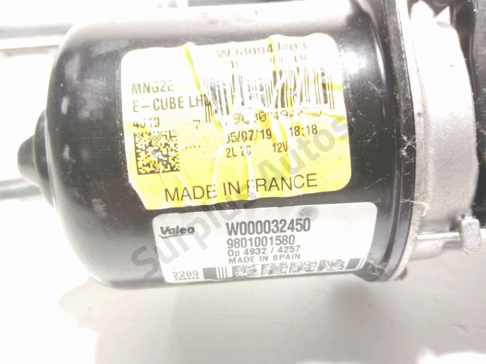 Mécanisme + moteur d'essuie glace avant