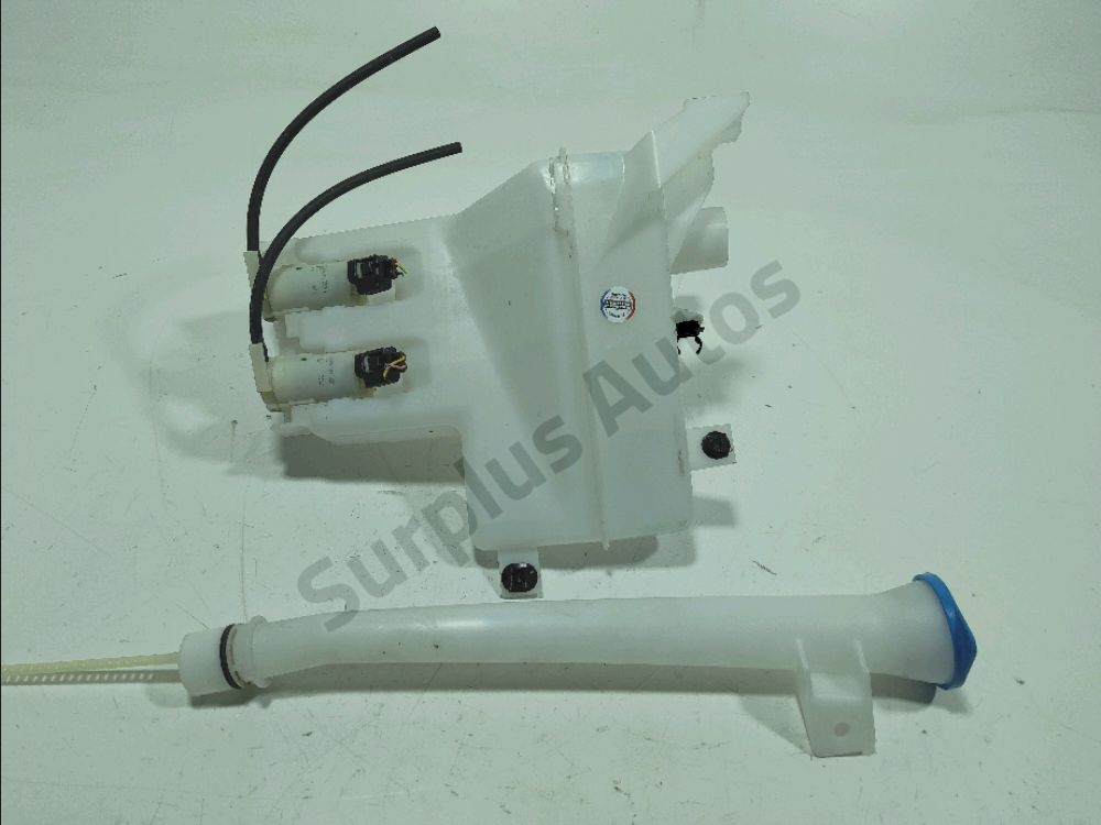 Réservoir de lave glace avant