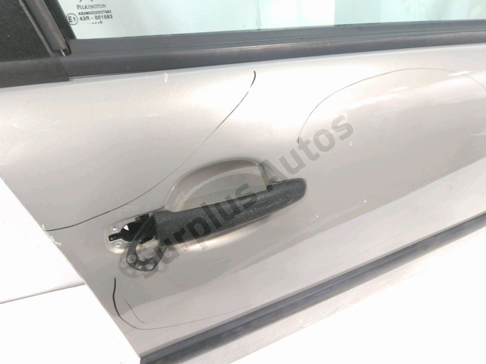 Porte avant droite