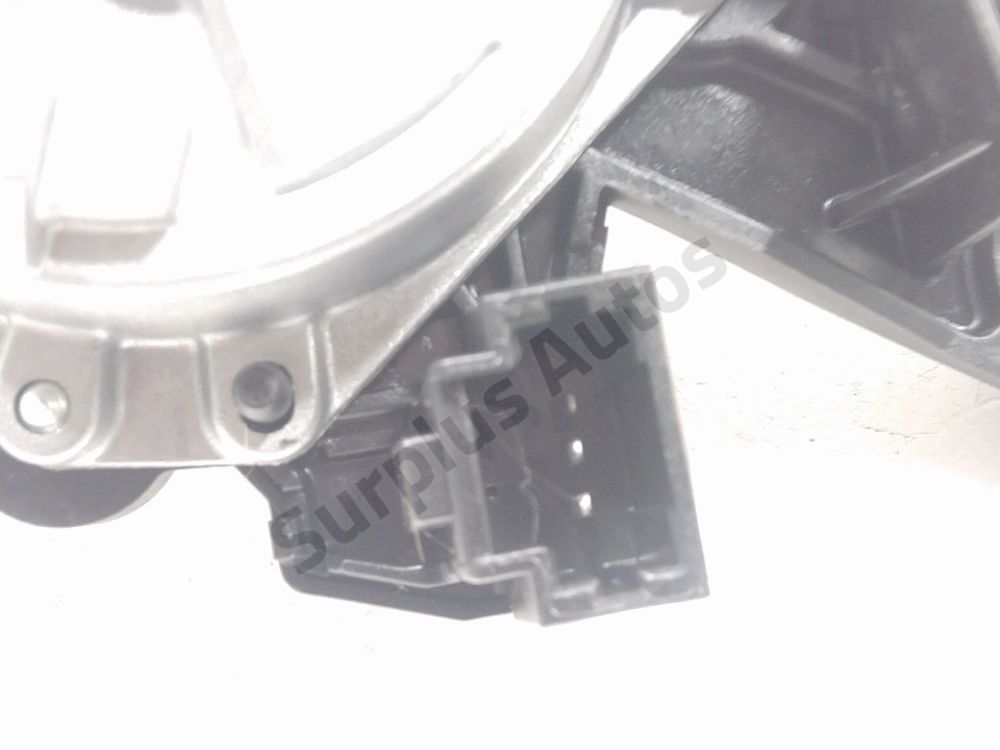 Moteur d'essuie glace arrière