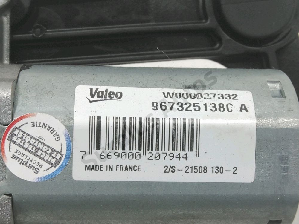 Moteur d'essuie glace arrière