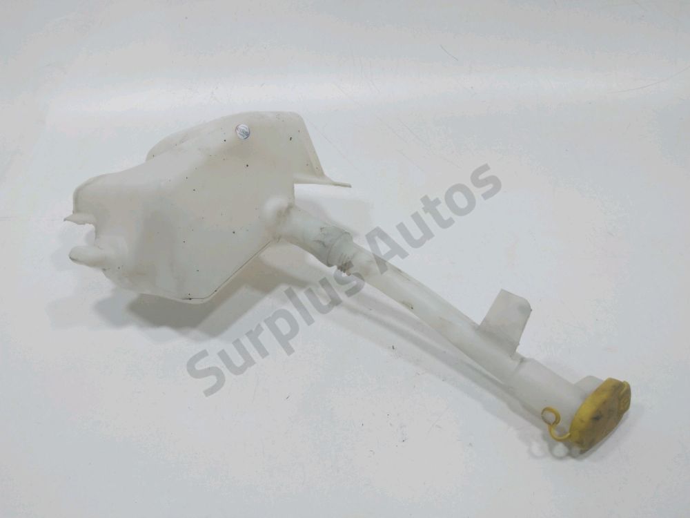 Réservoir de lave glace avant