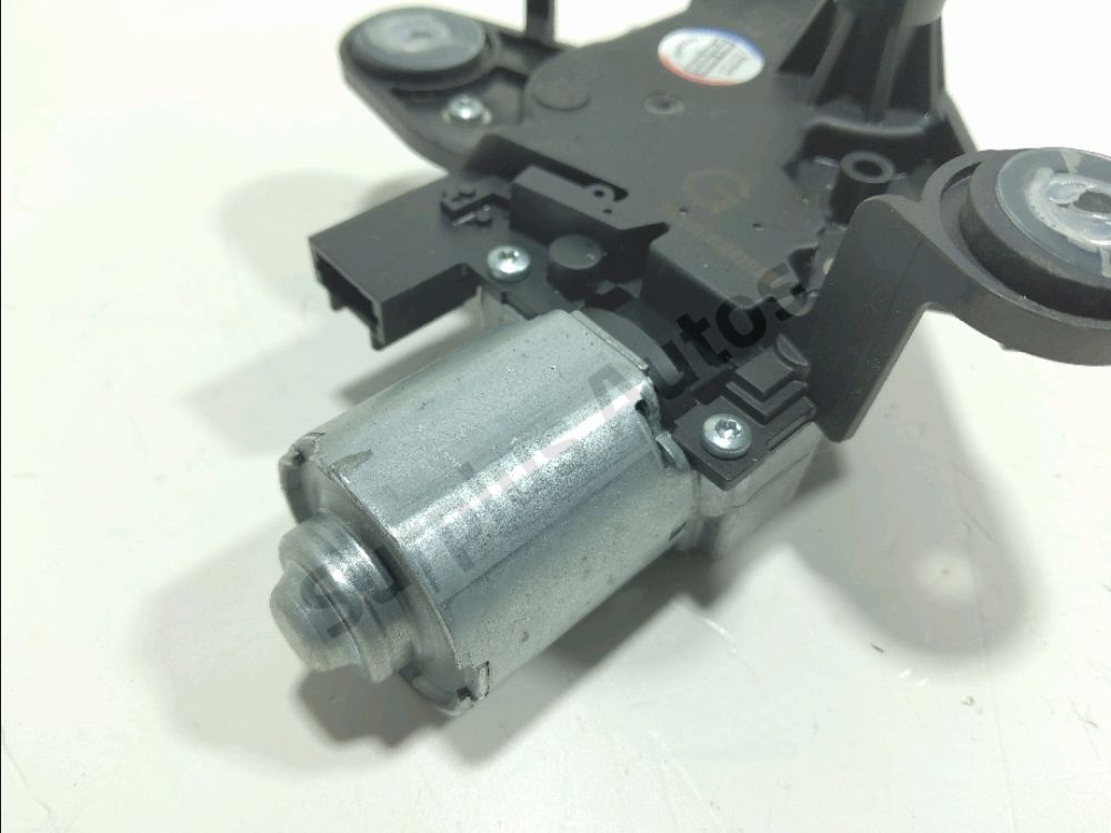 Moteur d'essuie glace arrière