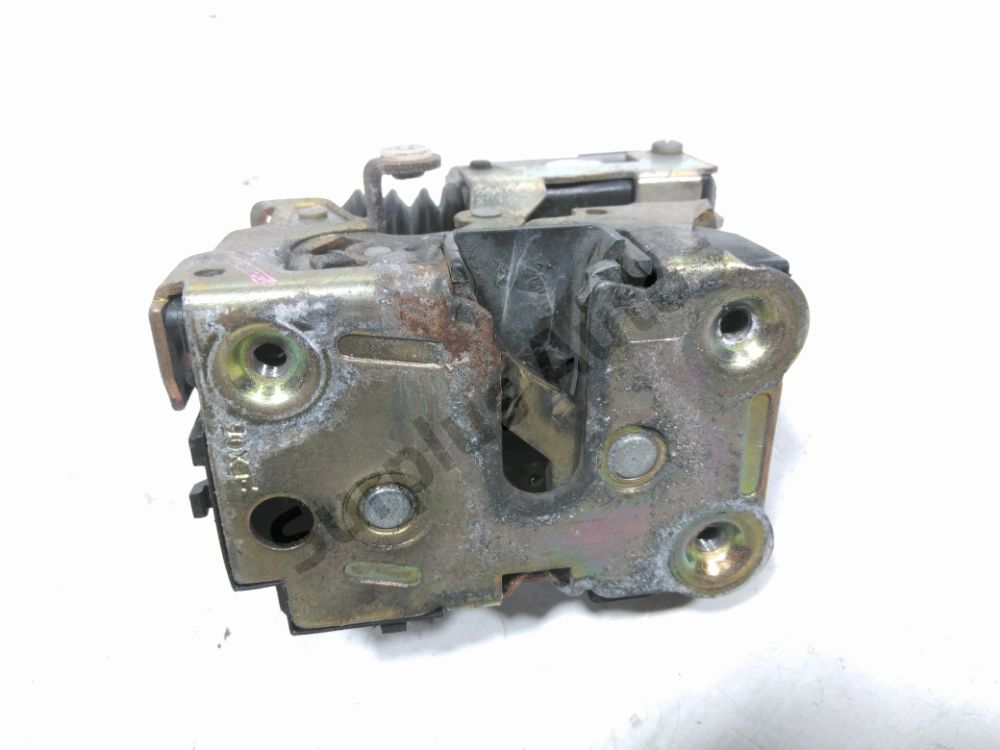 Serrure de porte avant gauche