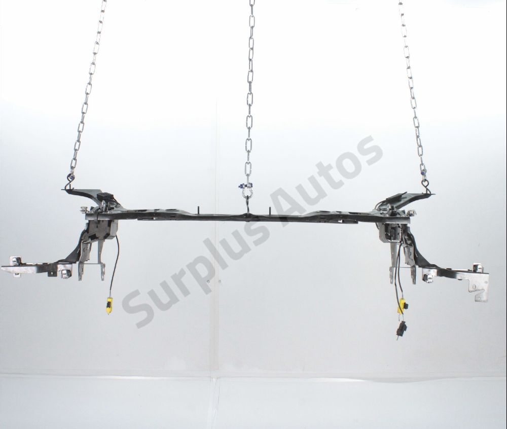 Traverse supérieure armature avant