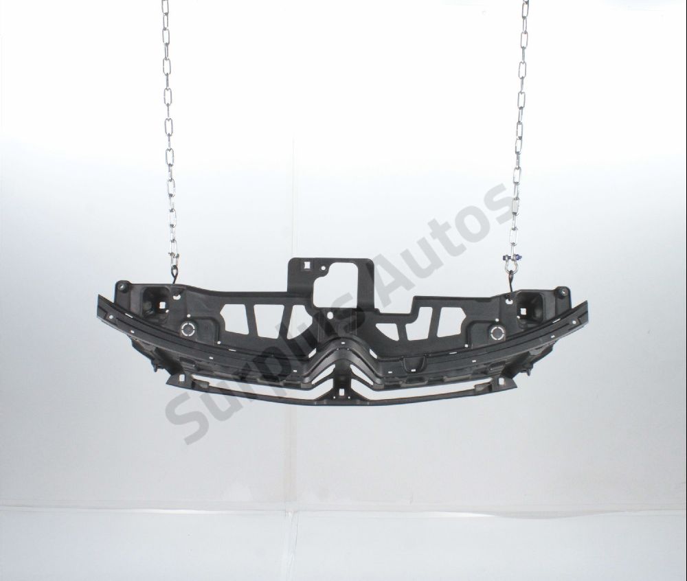 Traverse supérieure armature avant