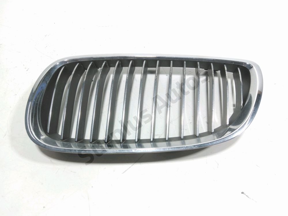 Grille de calandre gauche