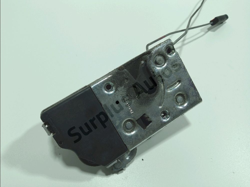 Serrure de porte avant gauche