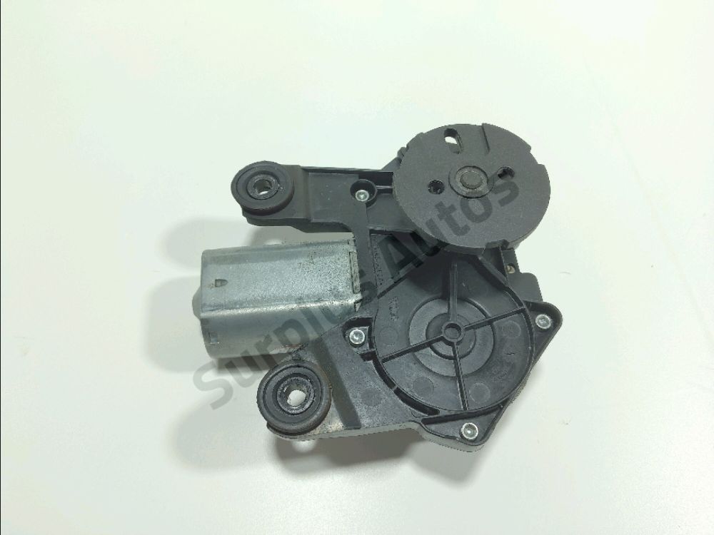 Moteur d'essuie glace arrière