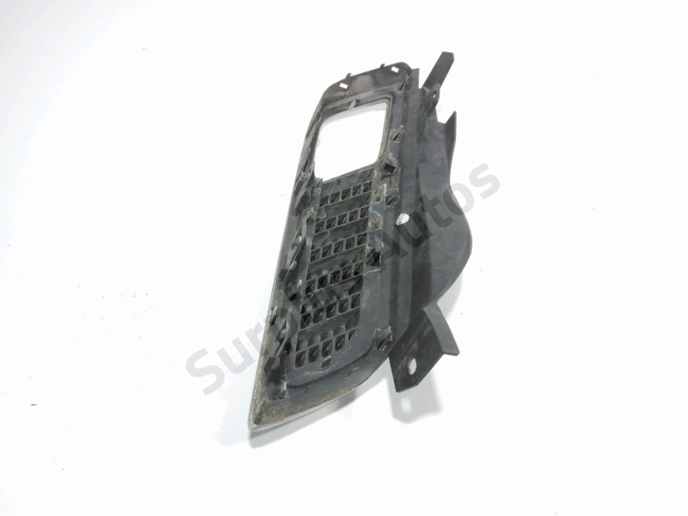 Grille de calandre gauche
