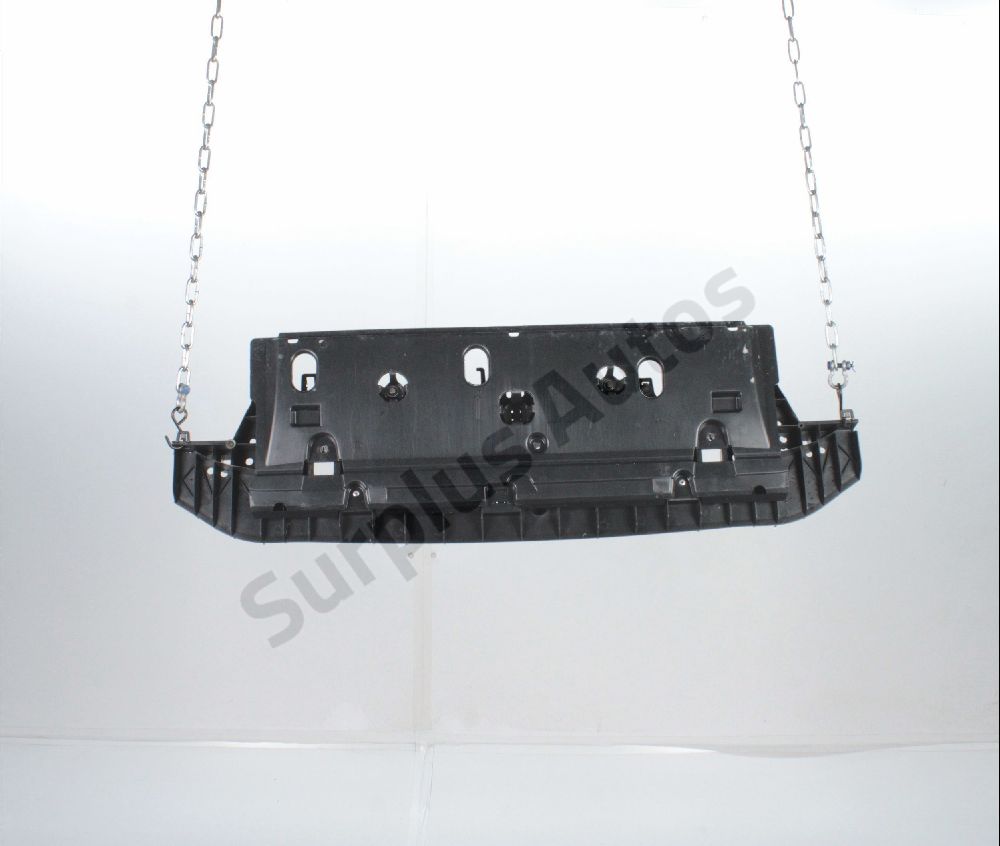 Traverse inférieure armature avant