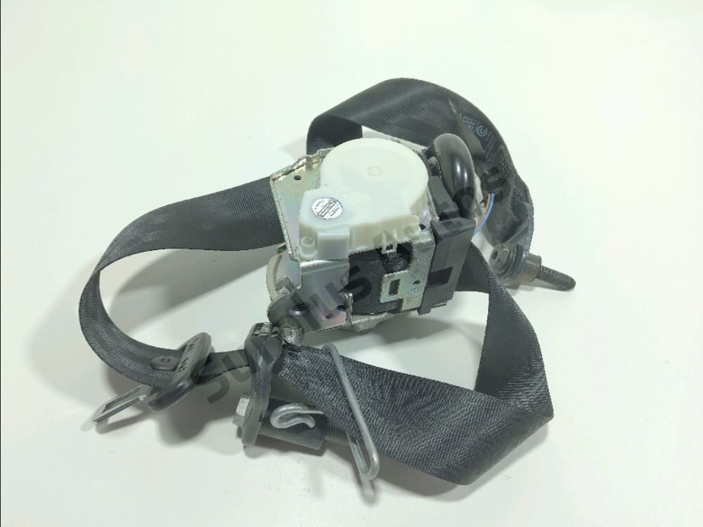 Ceinture avant droite