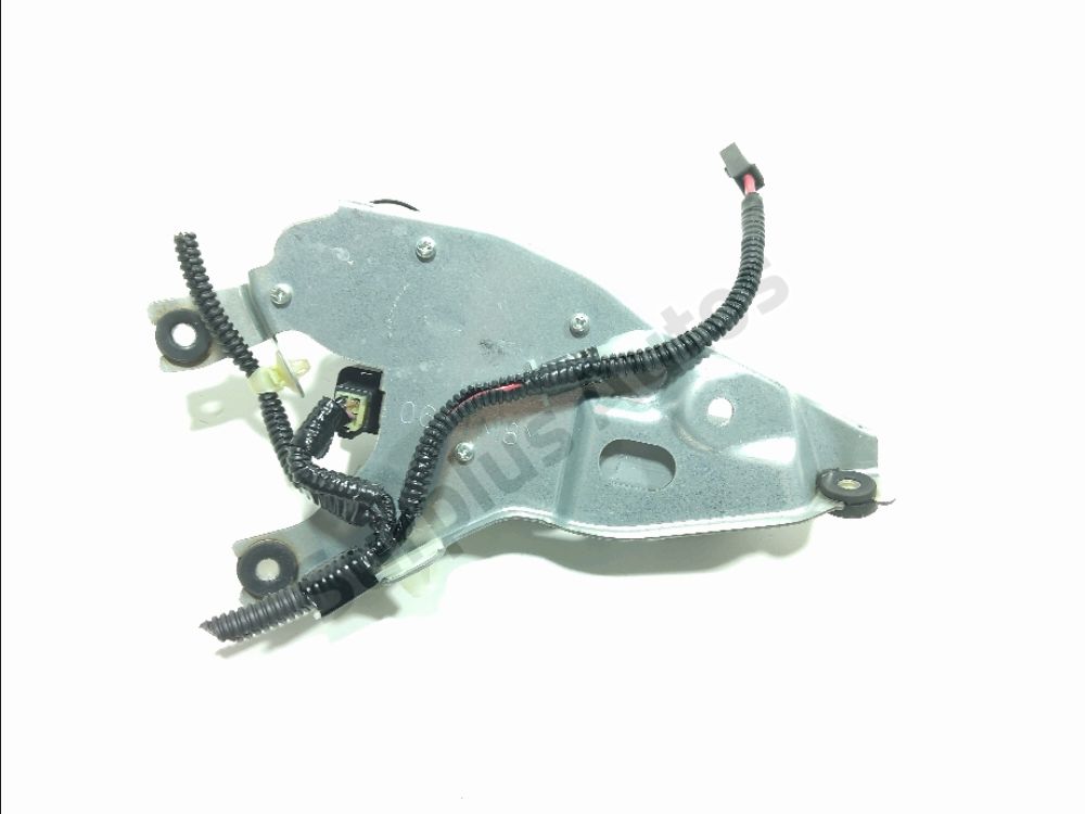 Moteur d'essuie glace arrière