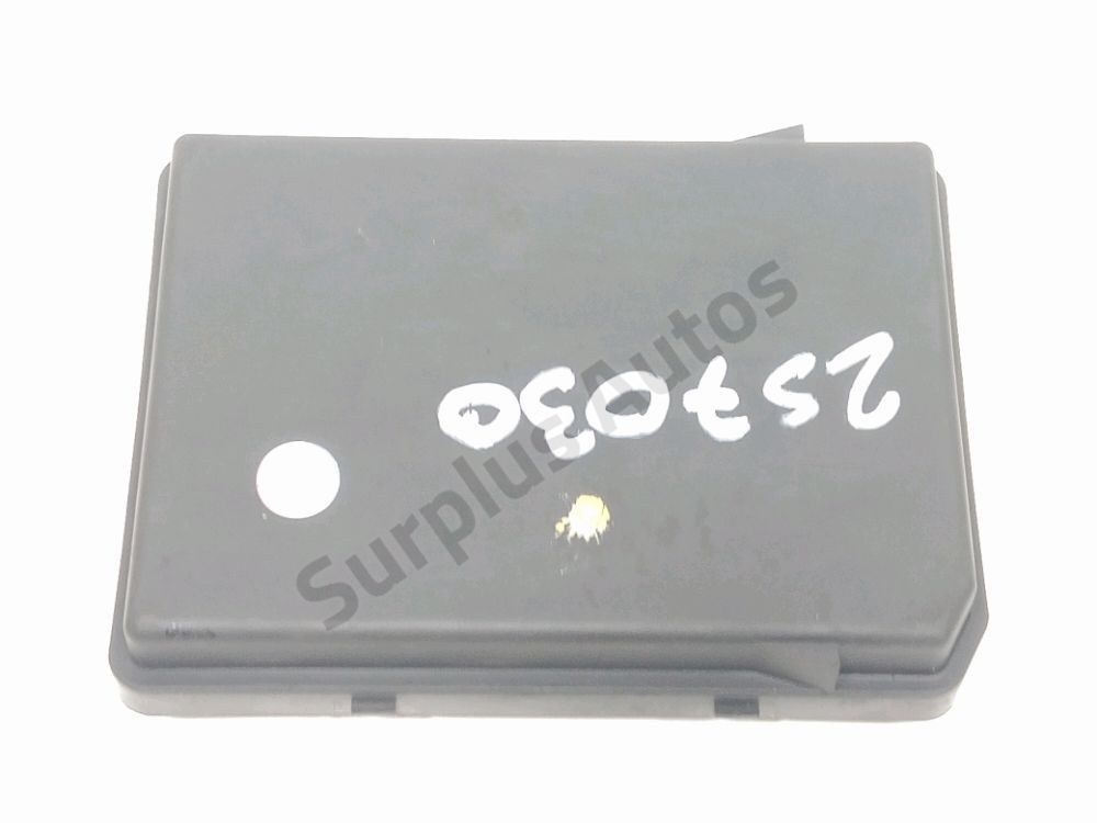 Boite à fusibles moteur