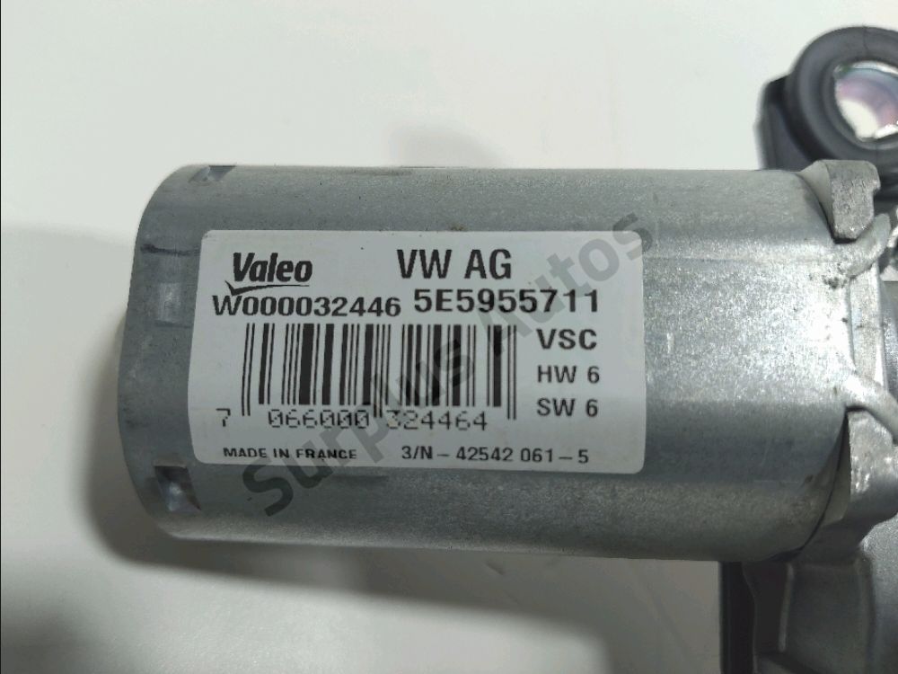 Moteur d'essuie glace arrière