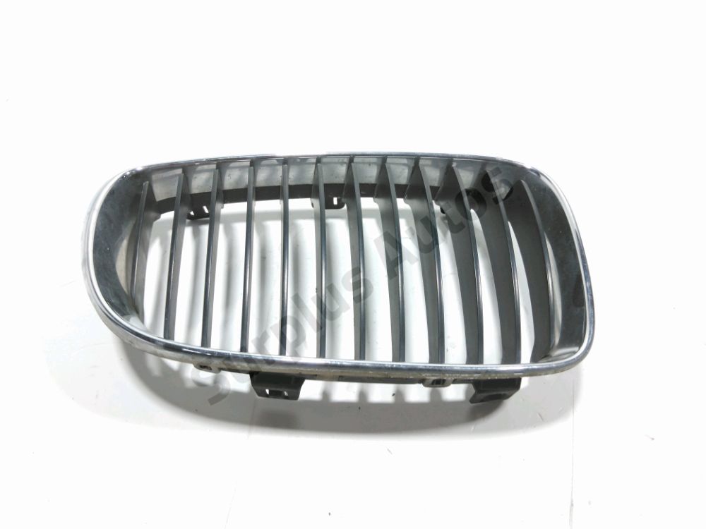 Grille de calandre droite