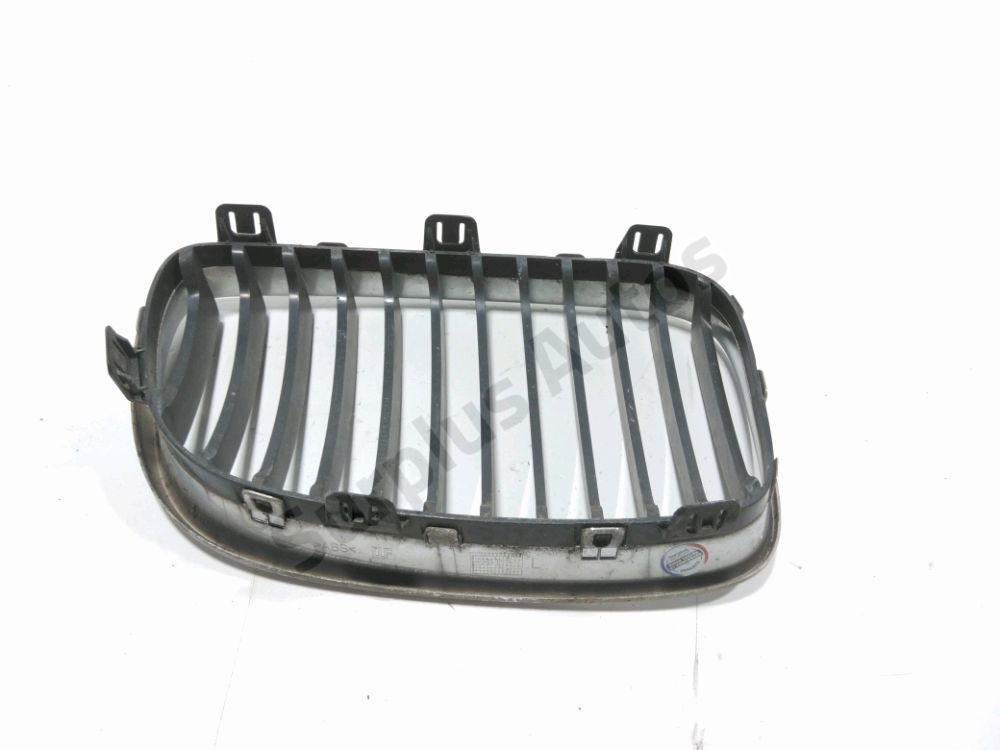 Grille de calandre gauche