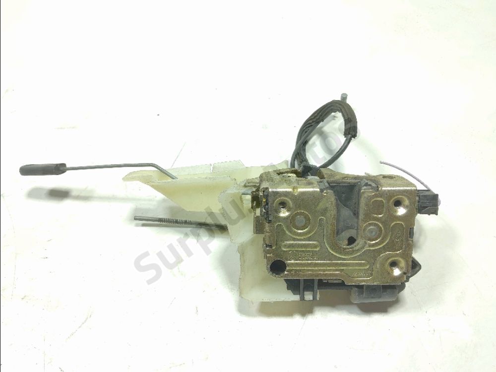 Serrure de porte avant gauche