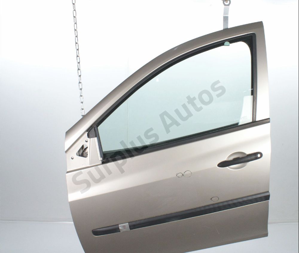 Porte avant gauche